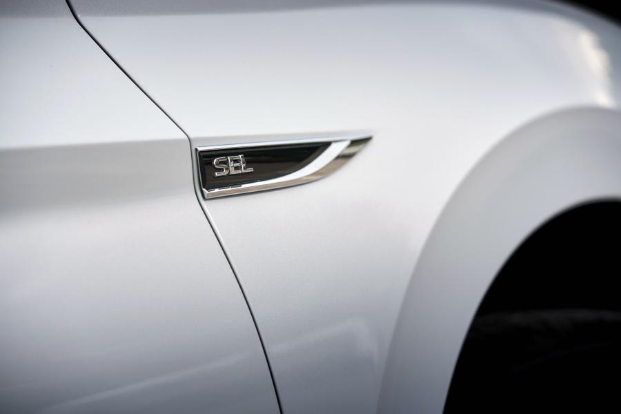Детали экстерьера Volkswagen Jetta SEL Premium 2018 года  (NA) (фото 2 из 40)